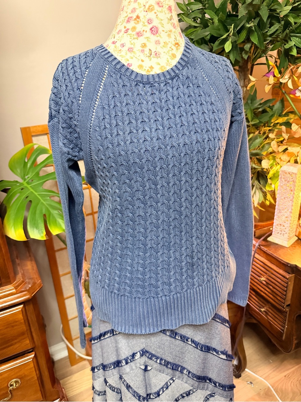 Tommy Bahama 100 Cotton Denim Blue Cable-Knit Crew Pullover Sweater- M